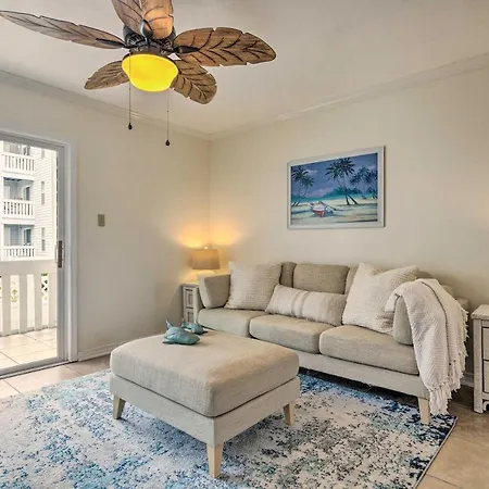 Fort Walton Beach Condo Walk To Local Beach!
